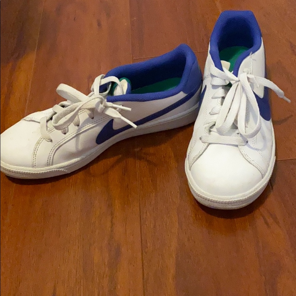 Nike court royale sneaker